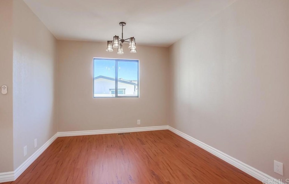 1654 Lotus Gln, Escondido CA  92026-1847 exterior