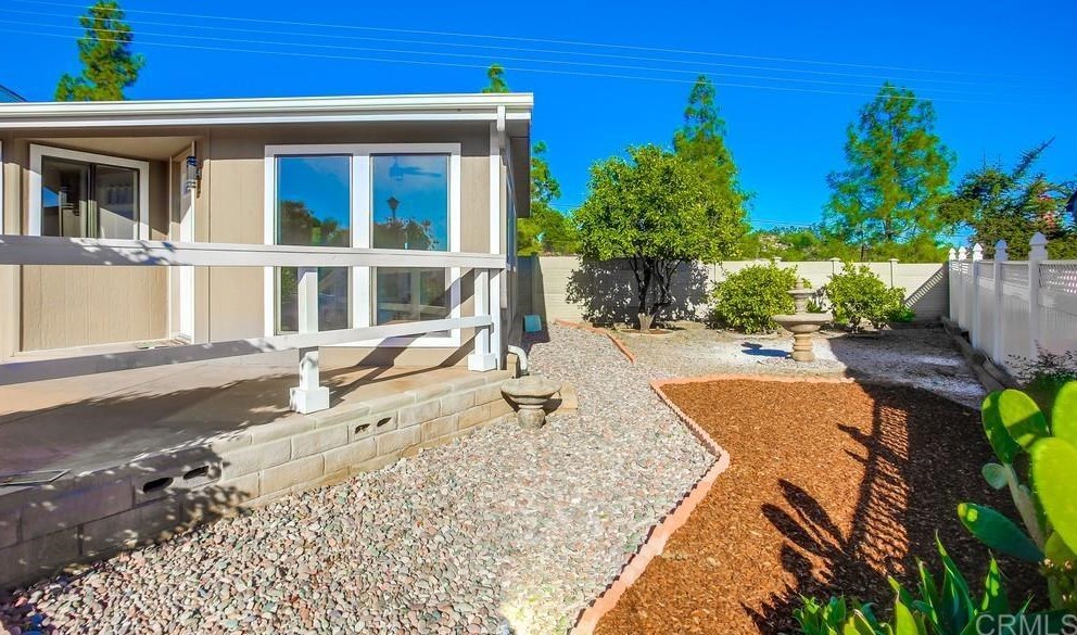 1654 Lotus Gln, Escondido CA  92026-1847 exterior