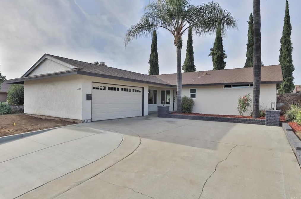 2130 Holly Ave, Escondido, CA 92027-2214