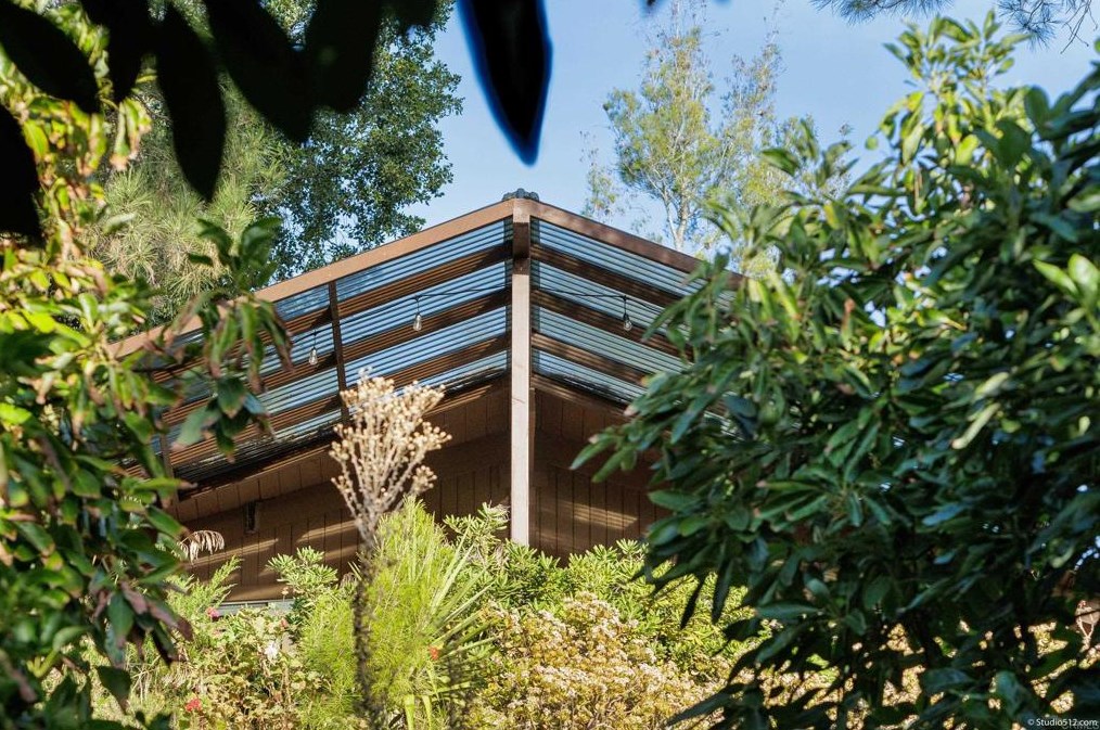 17550 Bear Valley Ln, Escondido CA  92027-6014 exterior