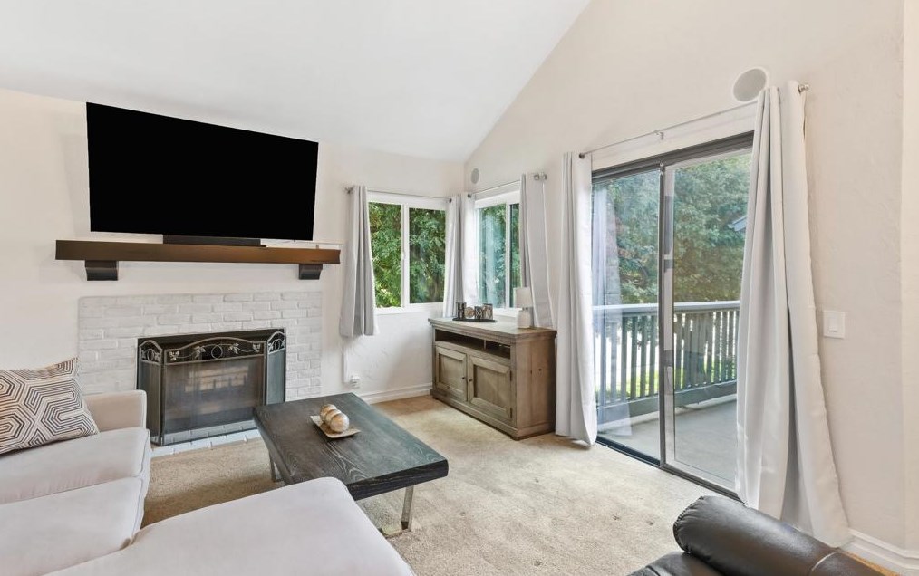 3045 Brookpine Ct, Spring Valley, CA 91978-1942