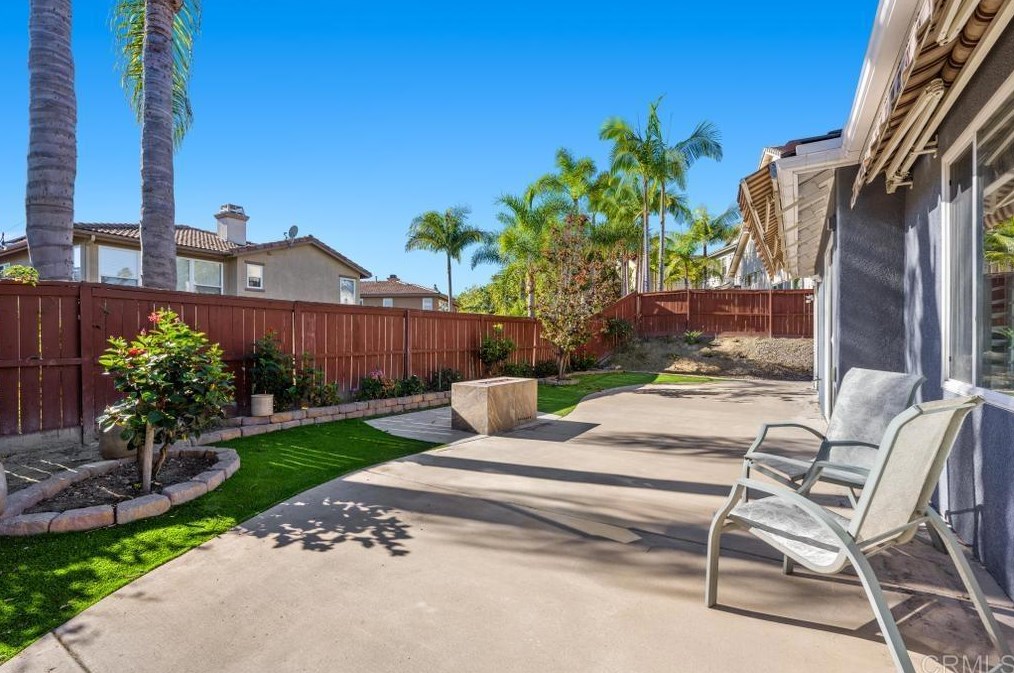 3945 Foothill Ave, Carlsbad, CA 92010