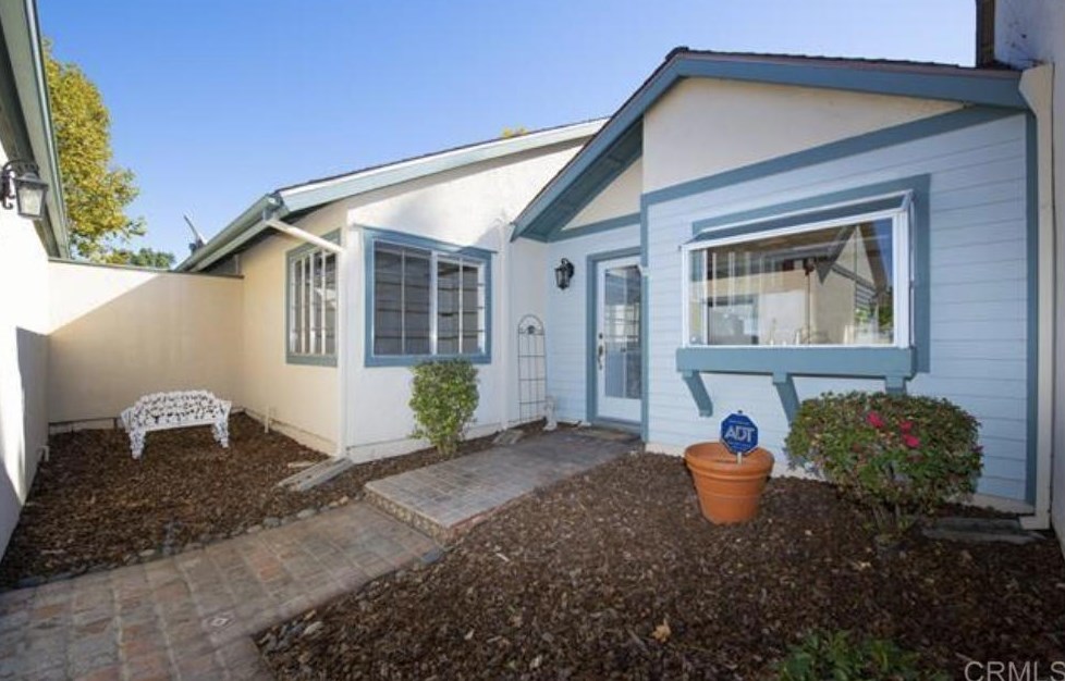 2403 Turnbridge Glen, Escondido, CA 92027