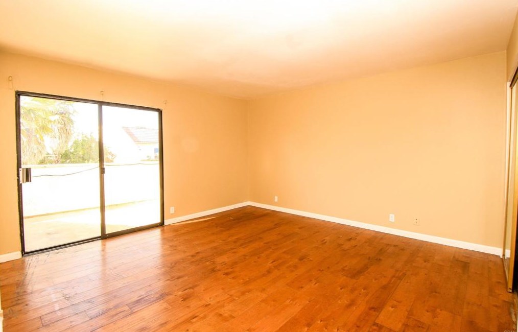 1309 Latham Ave, Hemet CA  92543-3853 exterior