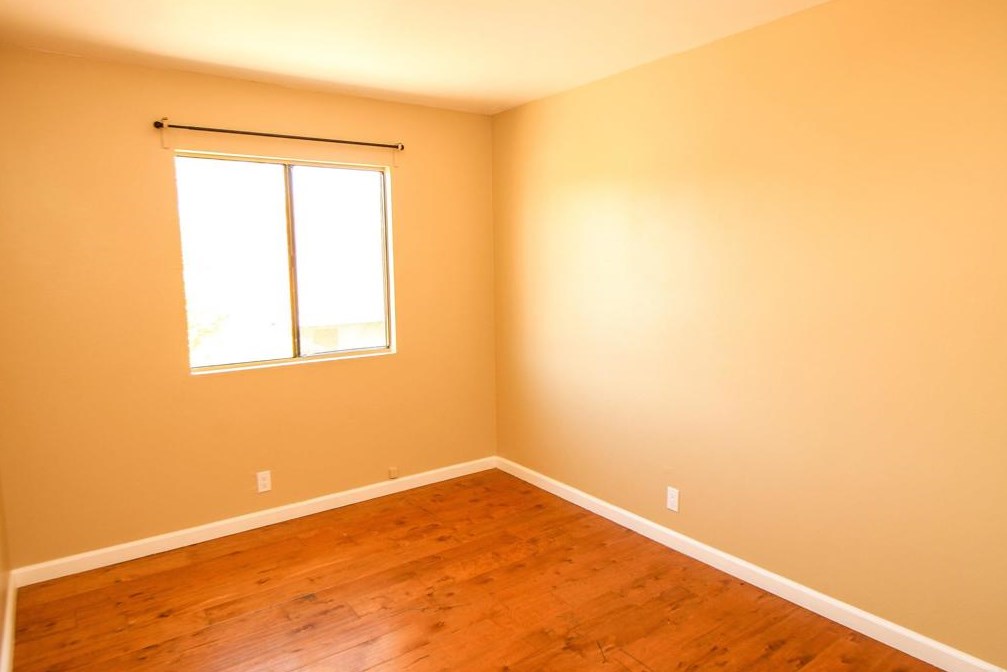 1309 Latham Ave, Hemet CA  92543-3853 exterior