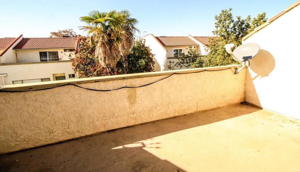 1309 Latham Ave, Hemet CA  92543-3853 exterior