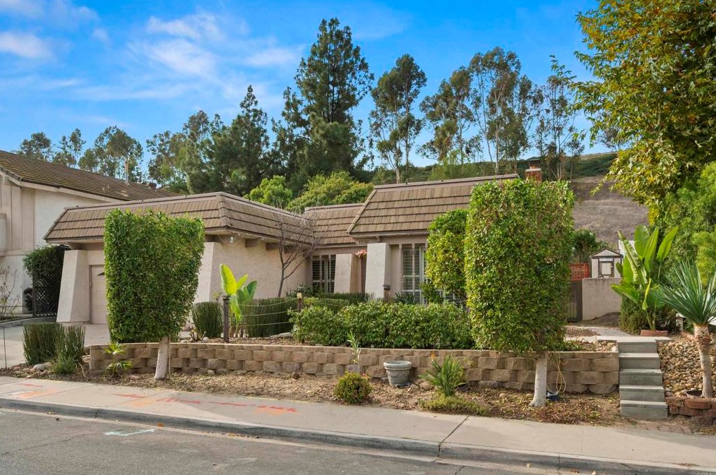 1536 Whitsett Dr, El Cajon, CA 92020