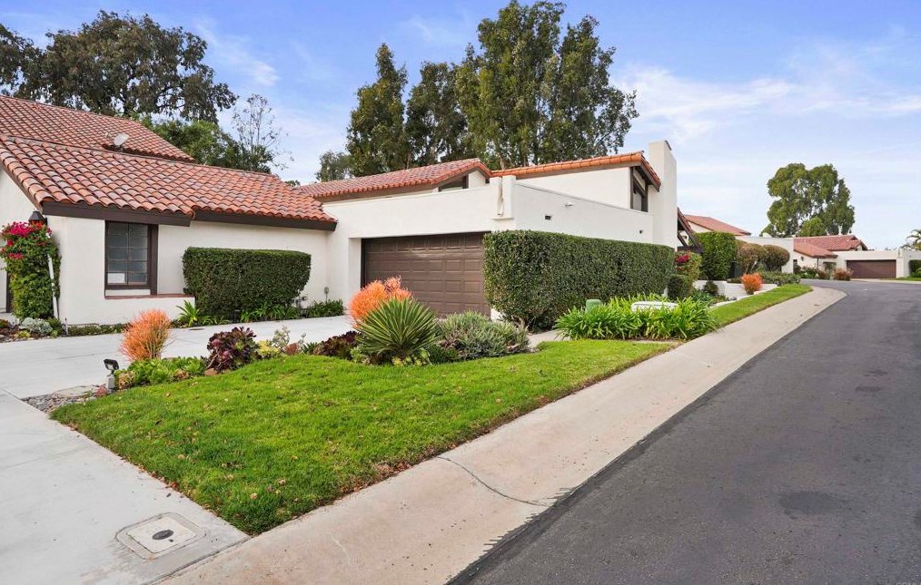 723 Camino Catalina, Solana Beach, CA 92075-1631