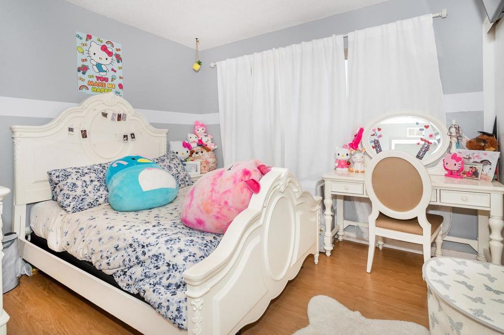 709 Daisy St, Escondido CA  92027-2140 exterior