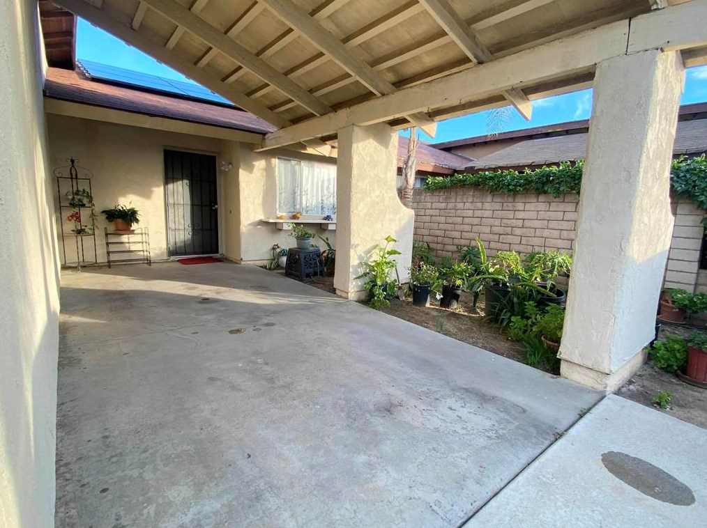 390 Calle Montecito, Oceanside, CA 92057