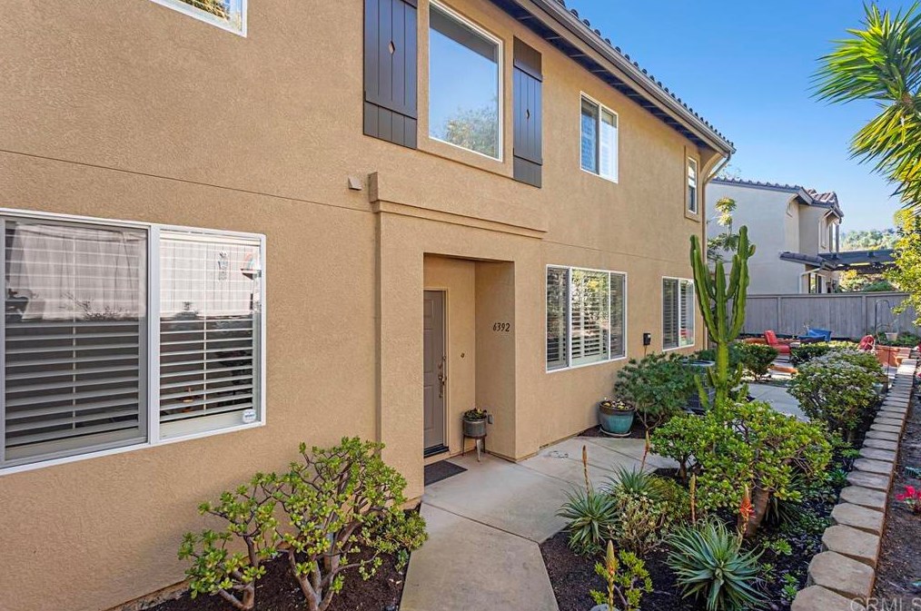 6392 Alexandri Cir, Carlsbad, CA 92011
