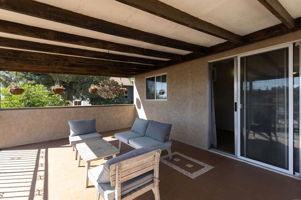 4917 Ithaca Ave, Los Angeles CA  90032-3310 exterior