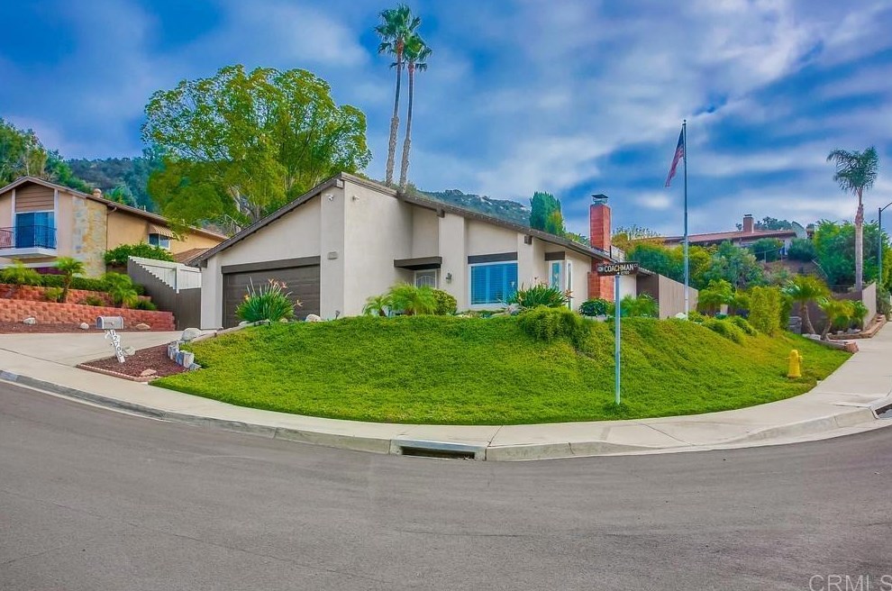 12705 Coachman Ct, Poway, CA 92064