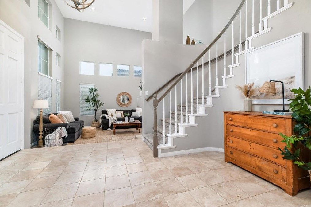 426 Benevente Dr, Oceanside, CA 92057