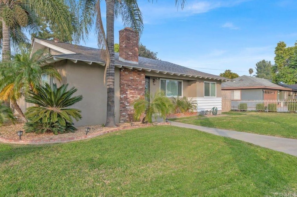 1005 E Merced, West Covina, CA 91790