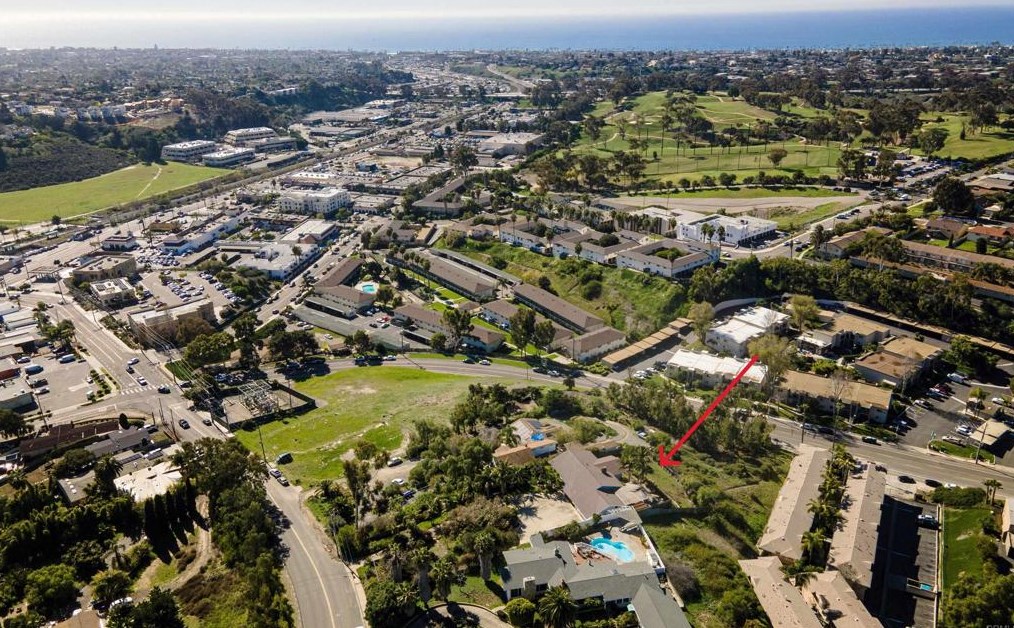 555 Crouch St, Oceanside, CA 92054