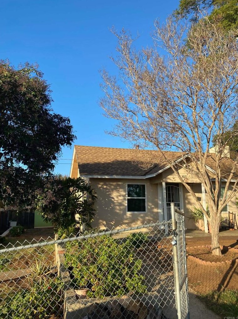 410 Dougherty St, Fallbrook, CA 92028-2104