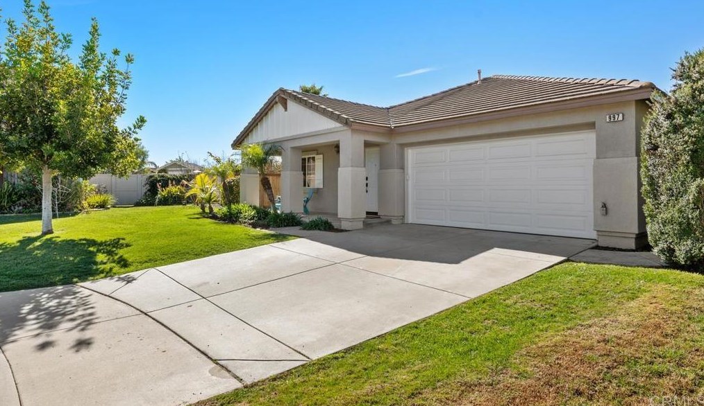 997 Longfellow Ct, Oceanside, CA 92057
