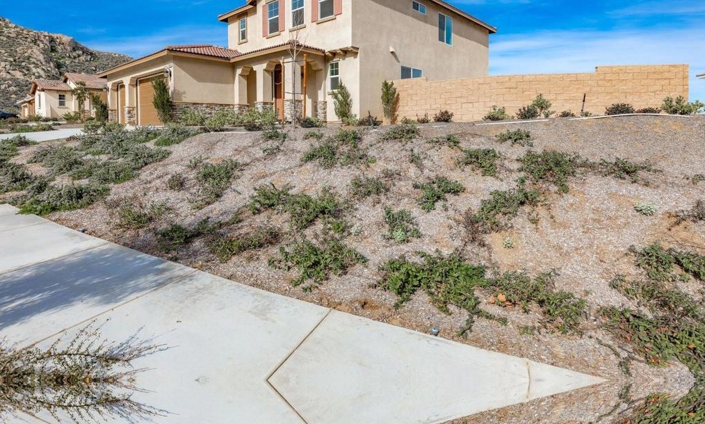 5384 Viewstone Ct, Hemet CA  92545 exterior