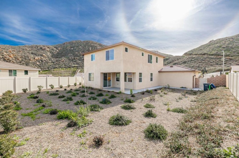 5384 Viewstone Ct, Hemet CA  92545 exterior