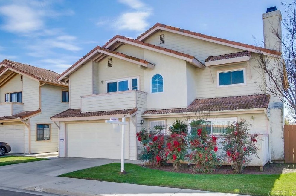 832 Cherrywood Way, El Cajon, CA 92021