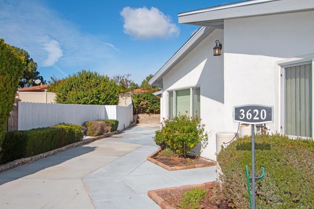 3620 Frenzel Cir, Oceanside, CA 92056