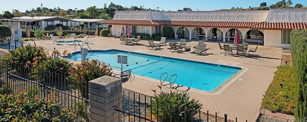 1010 E Bobier #199, Vista, CA 92084