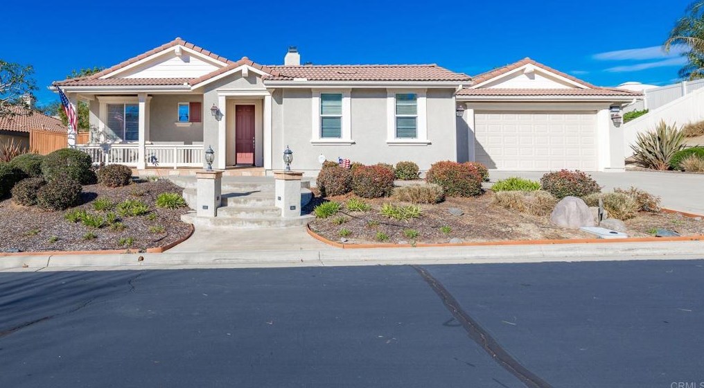 10328 Pinion Trl, Escondido, CA 92026-7328