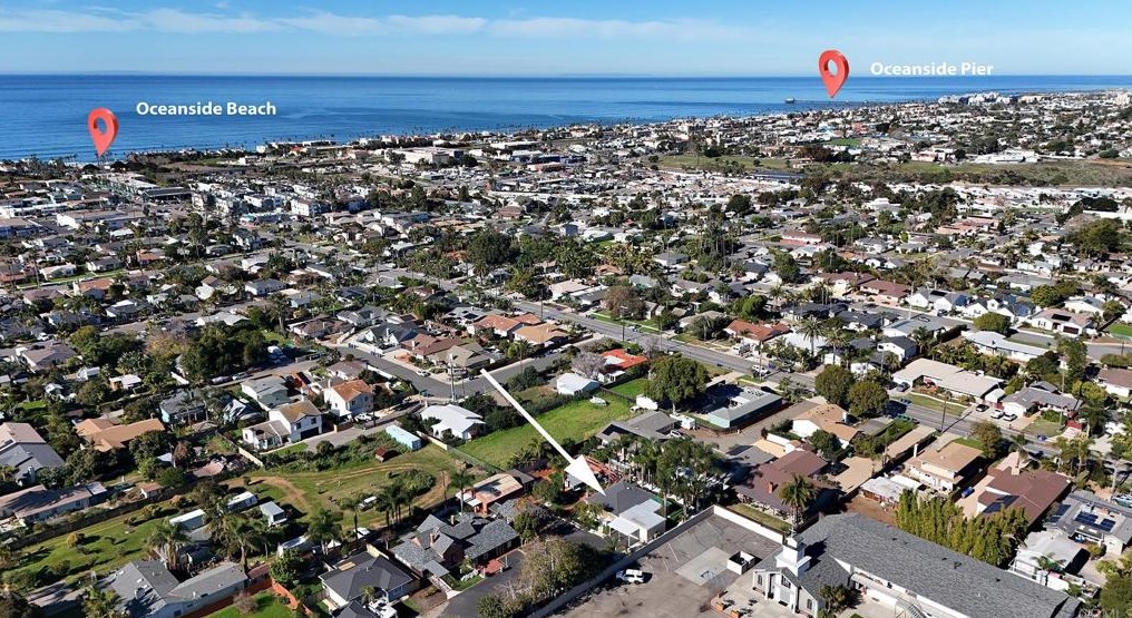 1040 Whaley St, Oceanside, CA 92054-5952