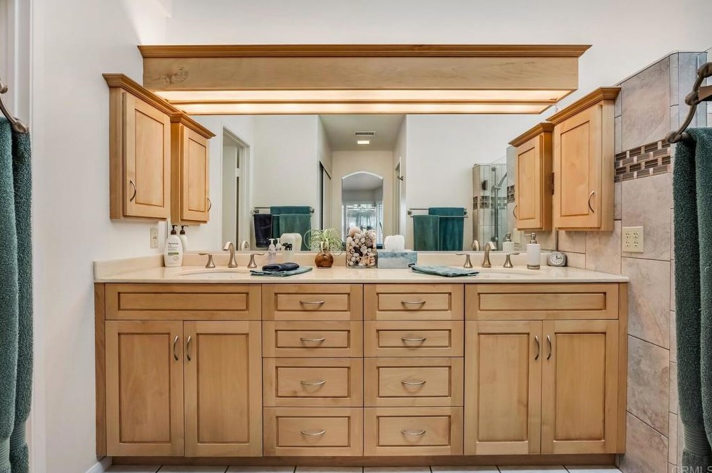 4315 Diegos Ct, Fallbrook CA  92028-9243 exterior