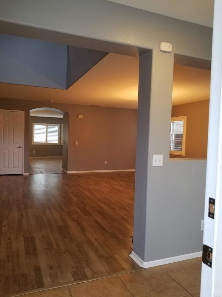 5185 Mendip St, Oceanside CA  92057-1846 exterior