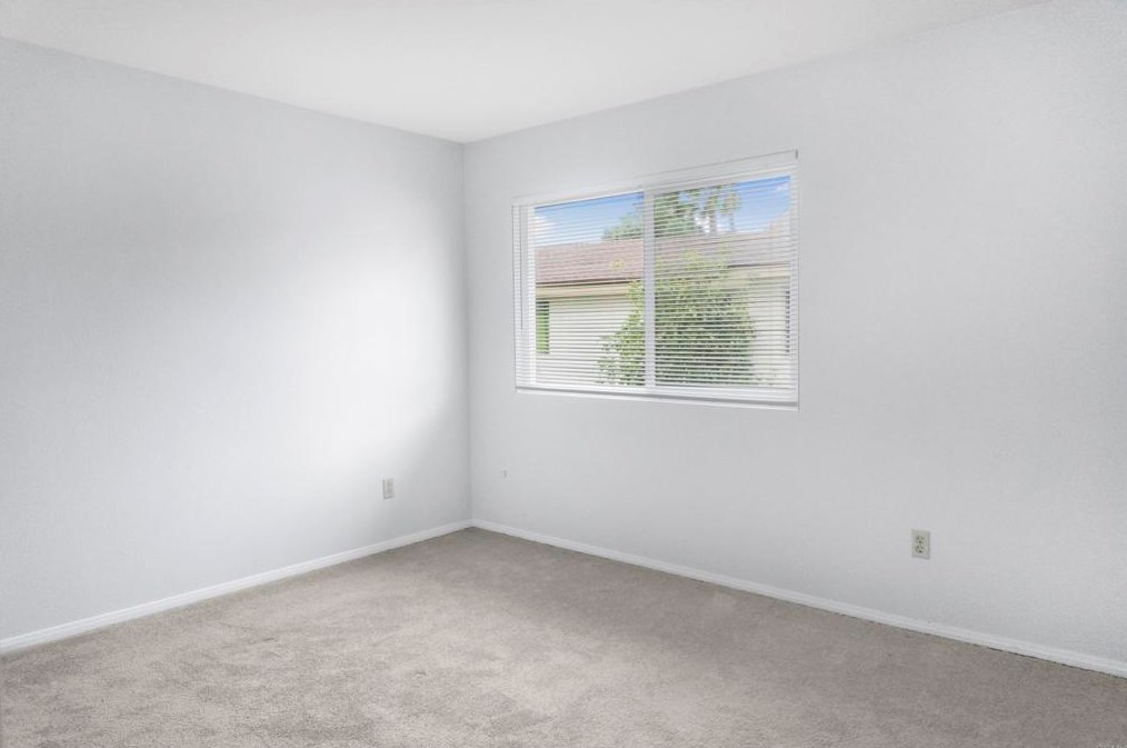 3712 Harvard Dr, Oceanside CA  92056-4101 exterior