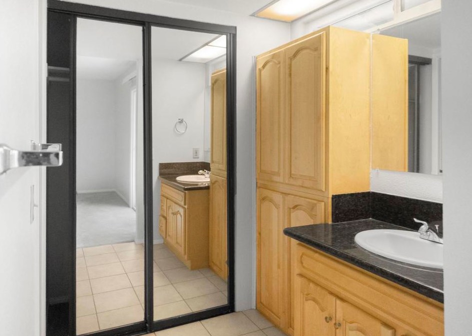 3712 Harvard Dr, Oceanside CA  92056-4101 exterior