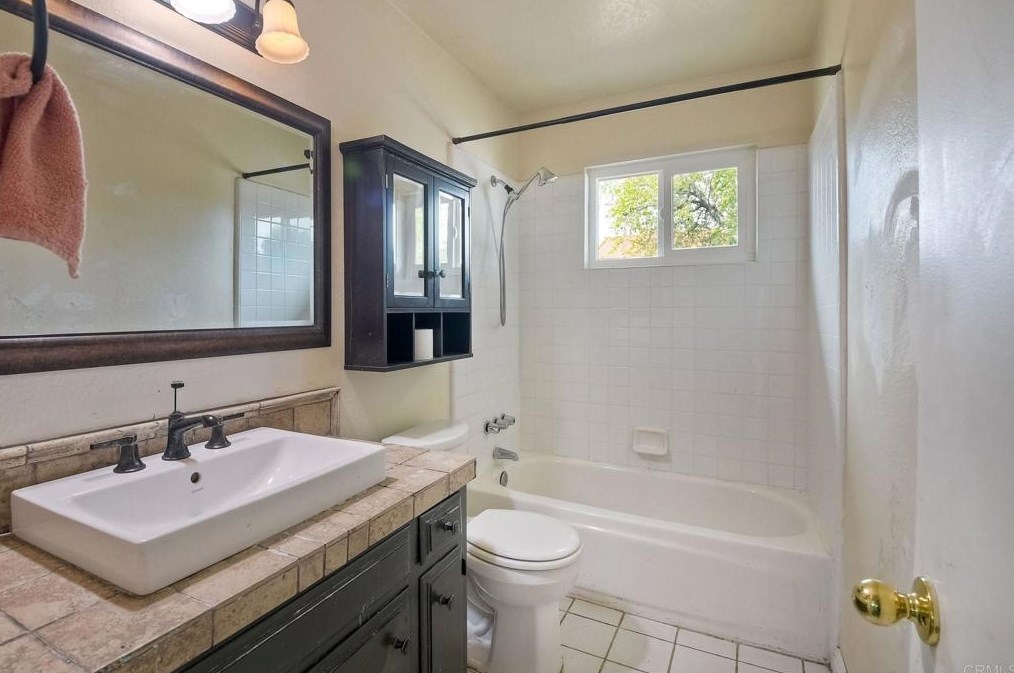 22287 Black Beauty Trl, Wildomar CA  92595-8011 exterior