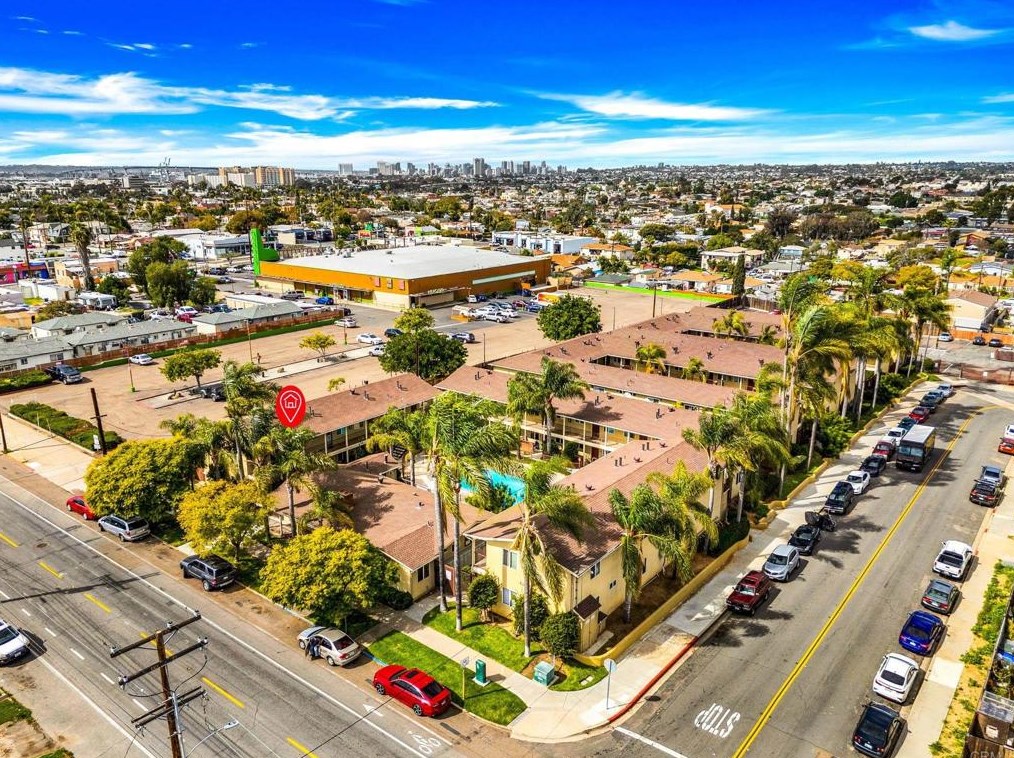 905 E 4th St #1, National City, CA 91950