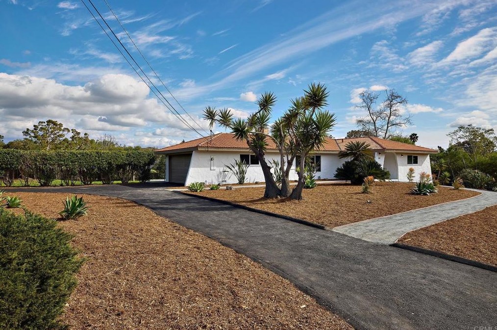 341 Cole Ranch Rd, Encinitas, CA 92024