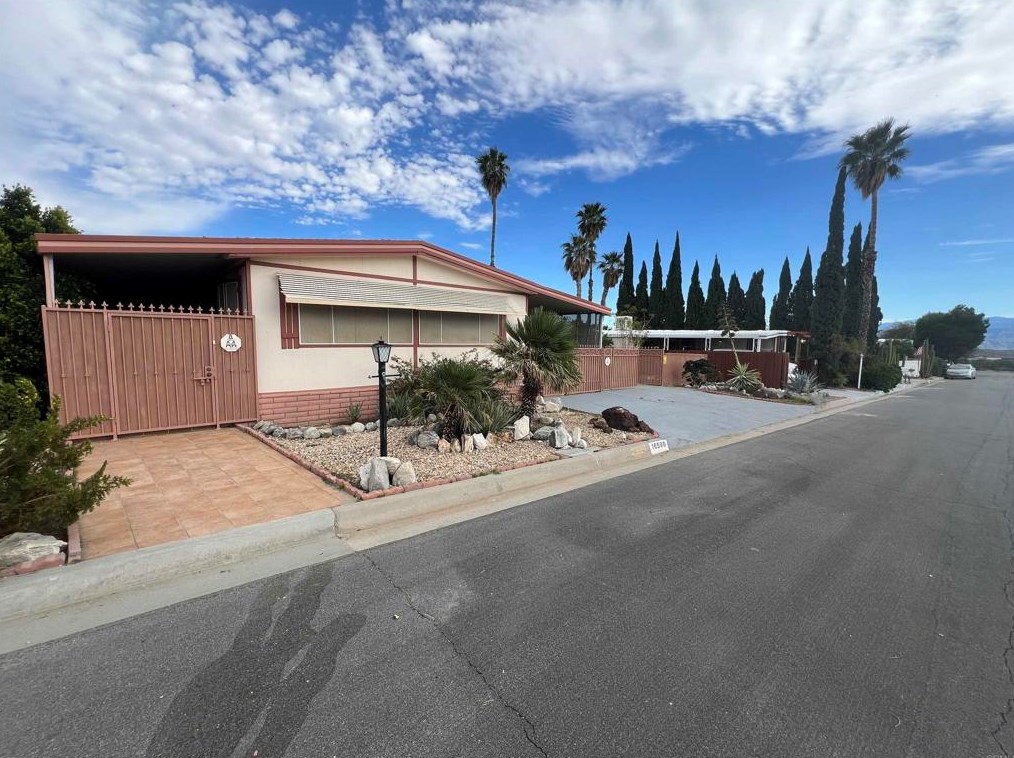 16500 El Segundo Way, Desert Hot Springs, CA 92241-8238