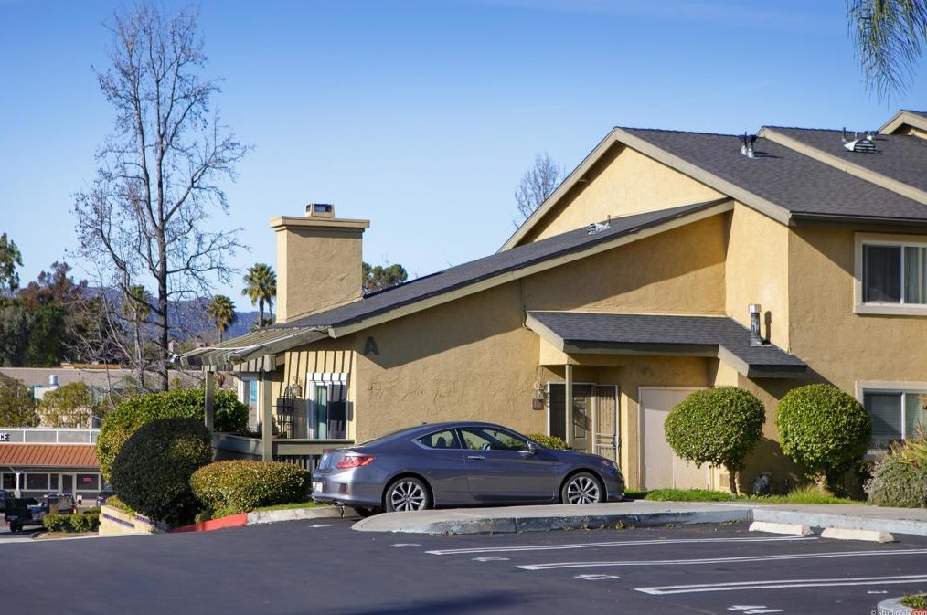 145 W El Norte Pkwy #101, Escondido, CA 92026