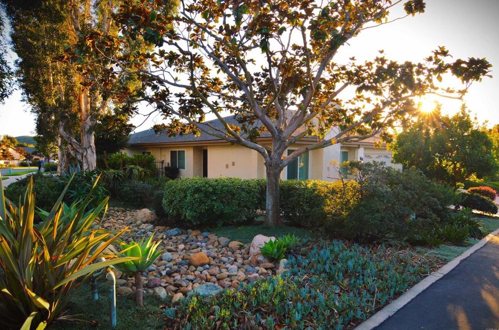 4297 Zenith Ln, Oceanside, CA 92056