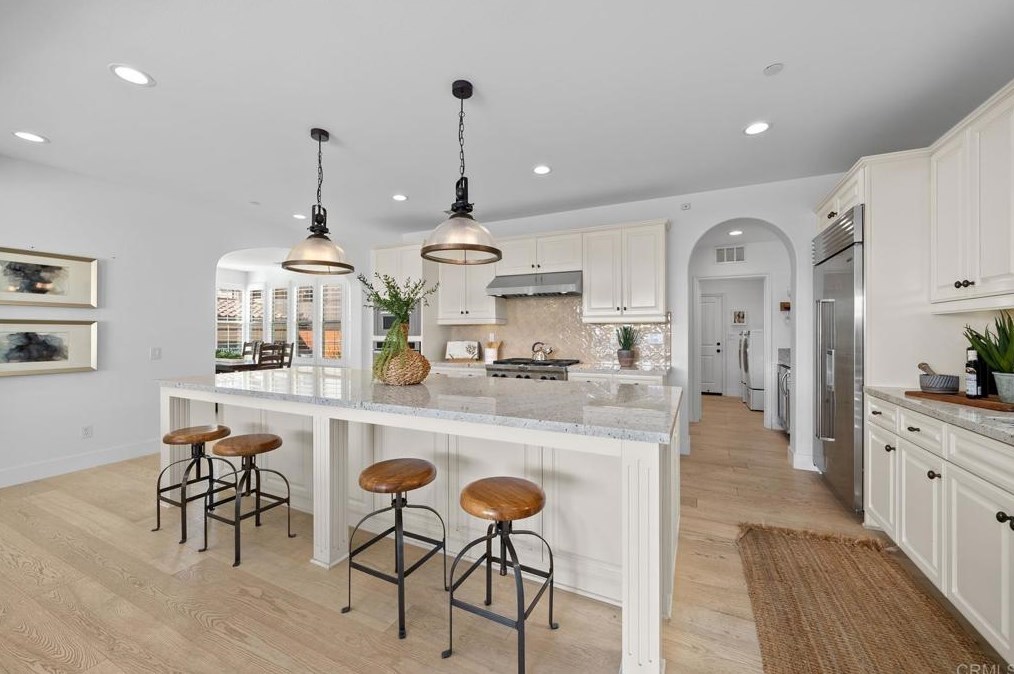 8542 Kristen View Ct, San Diego CA  92127-6118 exterior