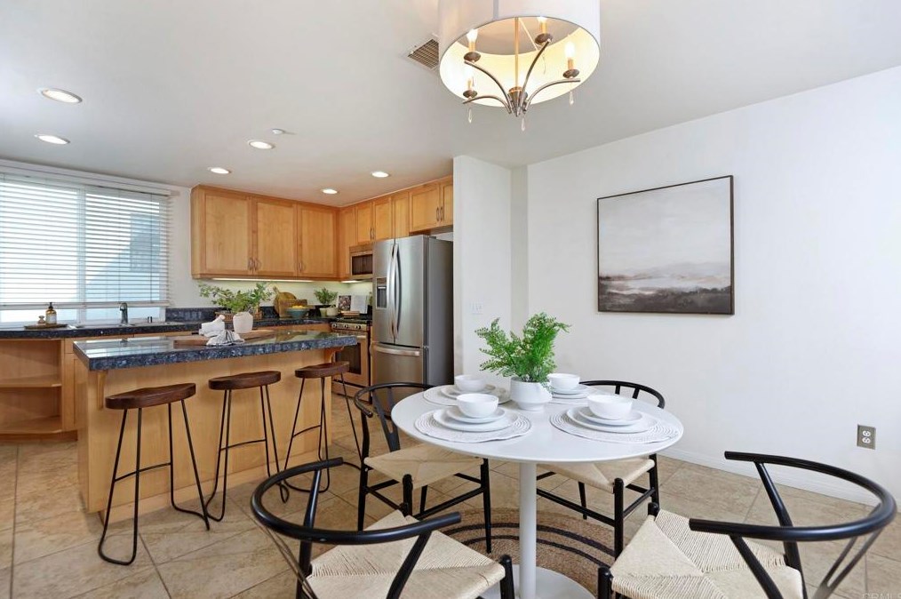 8248 Lemon Ave, La Mesa, CA 91941-5226