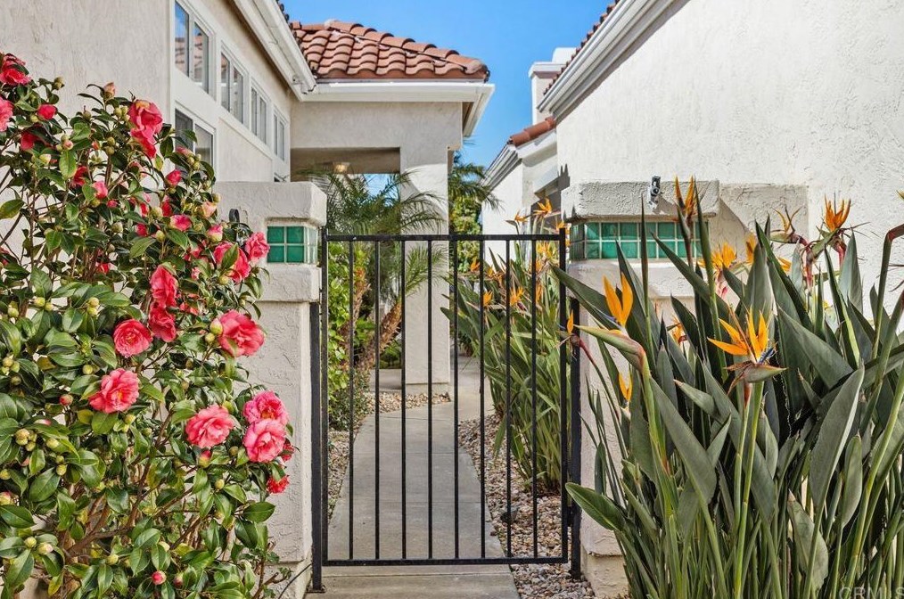 1538 Hermosita Dr, San Marcos, CA 92078-5184