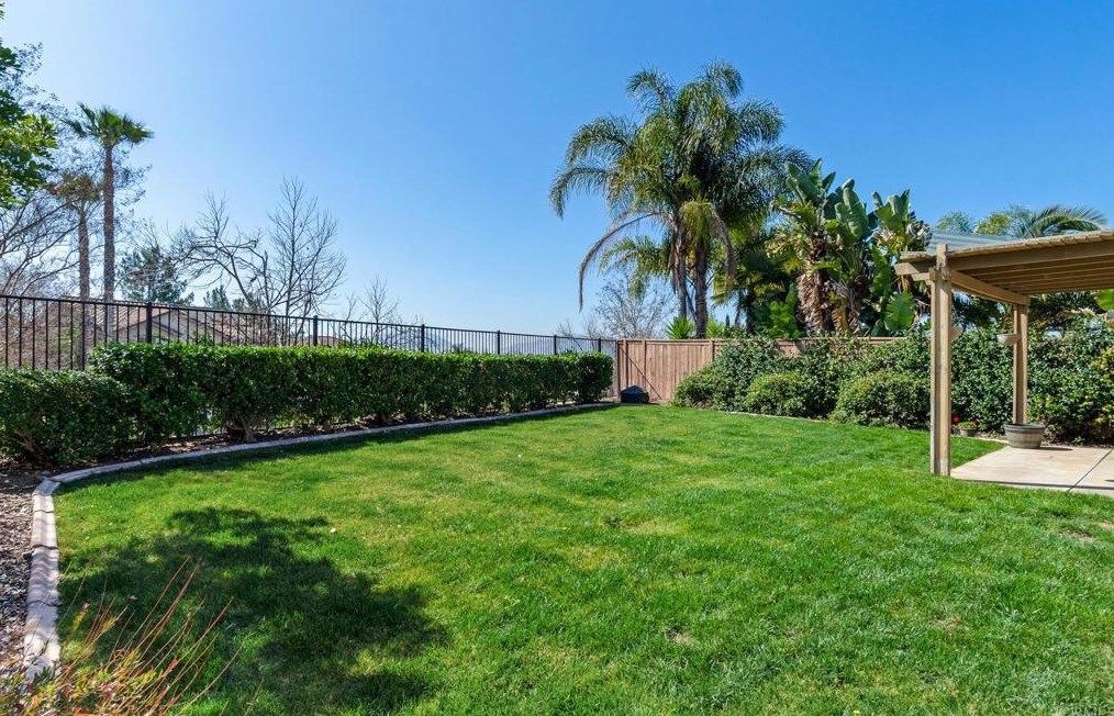 32883 Dupont St, Temecula, CA 92592-8182
