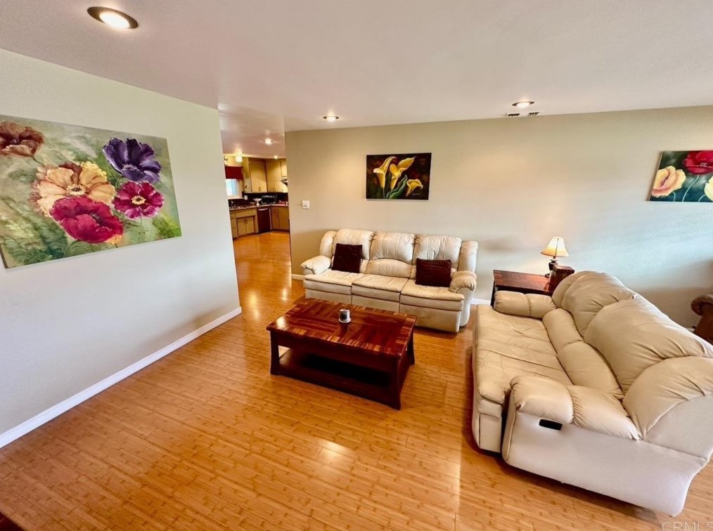 2234 Edgewood Pl, Oceanside, CA 92054-3615