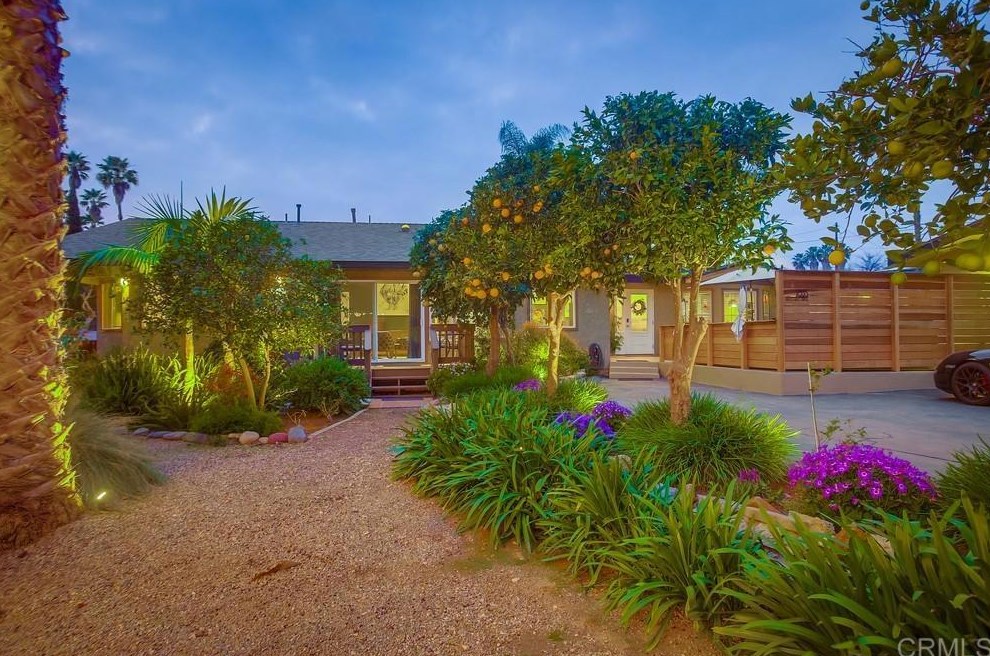 1835 Avocado Dr, Vista, CA 92083