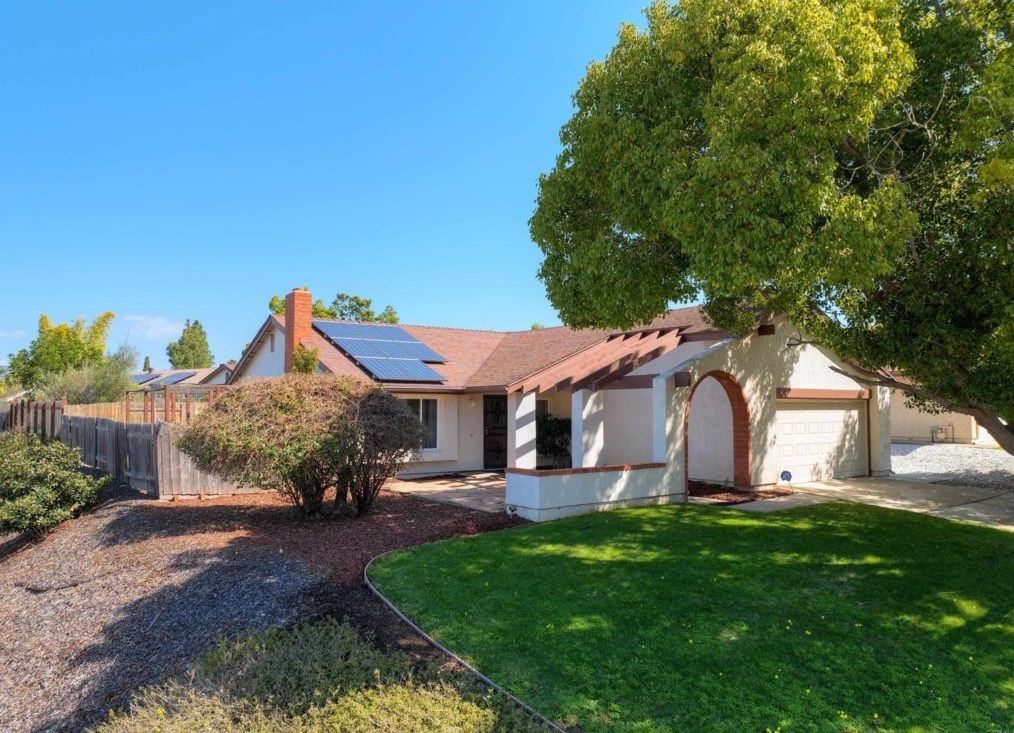 1150 Via Camellia, San Marcos, CA 92069-3135