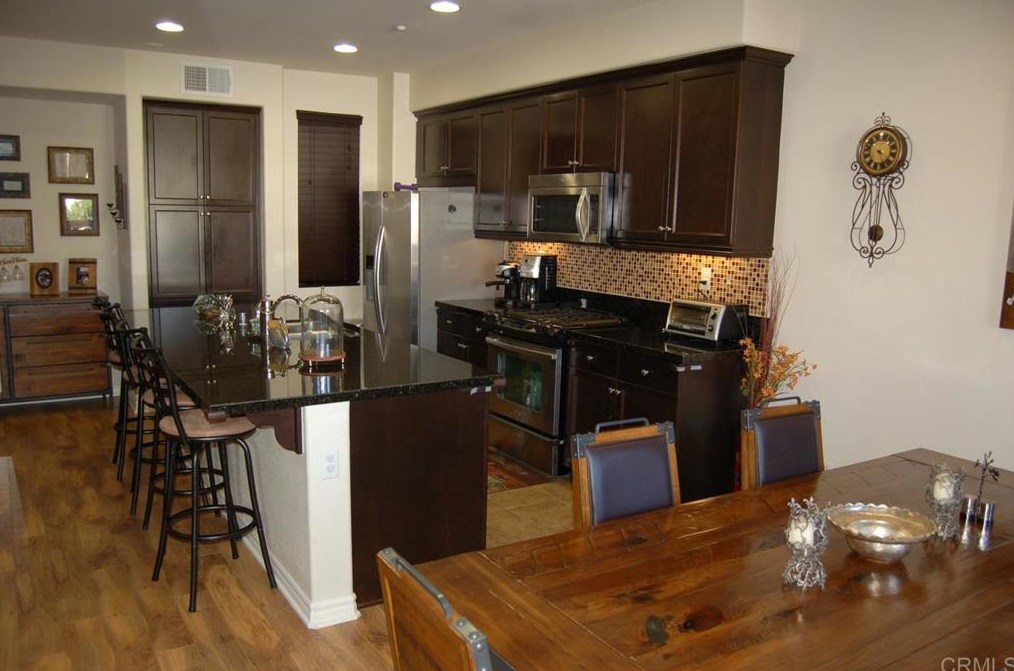 2411 Sentinel Ln, San Marcos, CA 92078