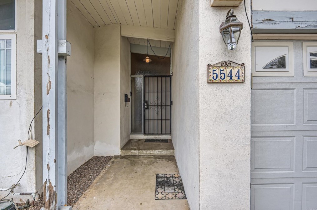 5544 Baja Dr, San Diego, CA 92115-2235