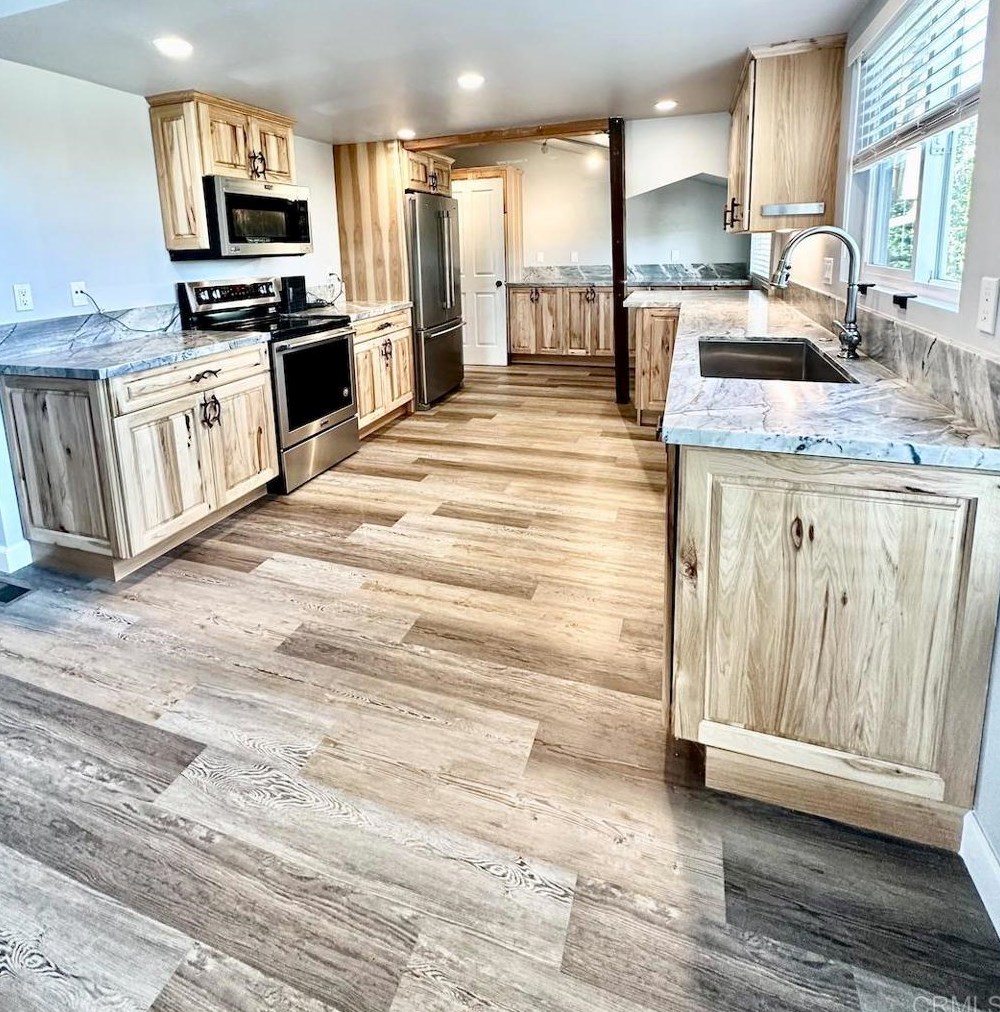 410 Palomino Rd, Fallbrook, CA 92028