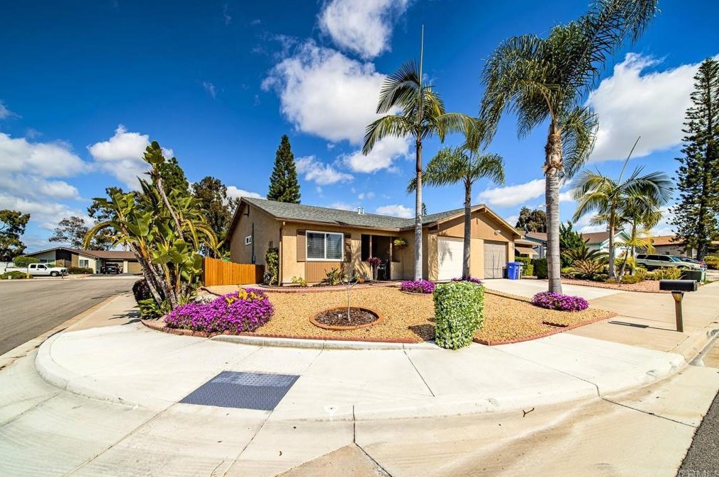 340 San Dimas Ave, Oceanside, CA 92057-7203